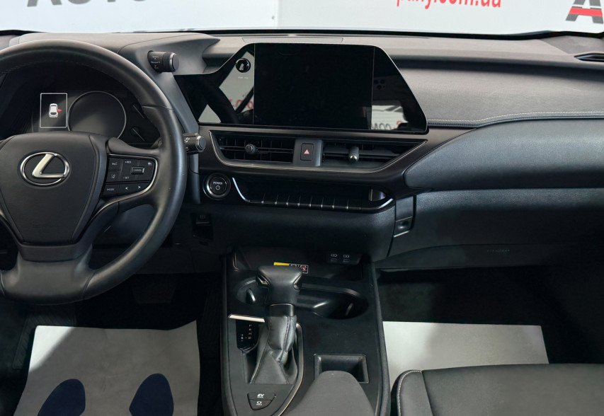 Lexus UX  2023 Синій