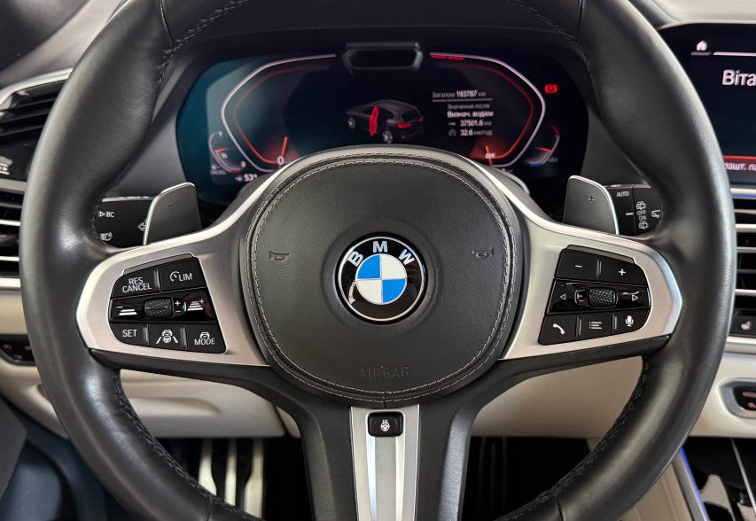 BMW X5 G05 30D 2019 чорний