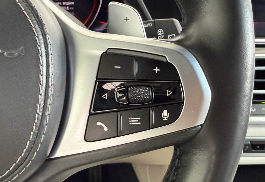 BMW X5 G05 30D 2019 чорний