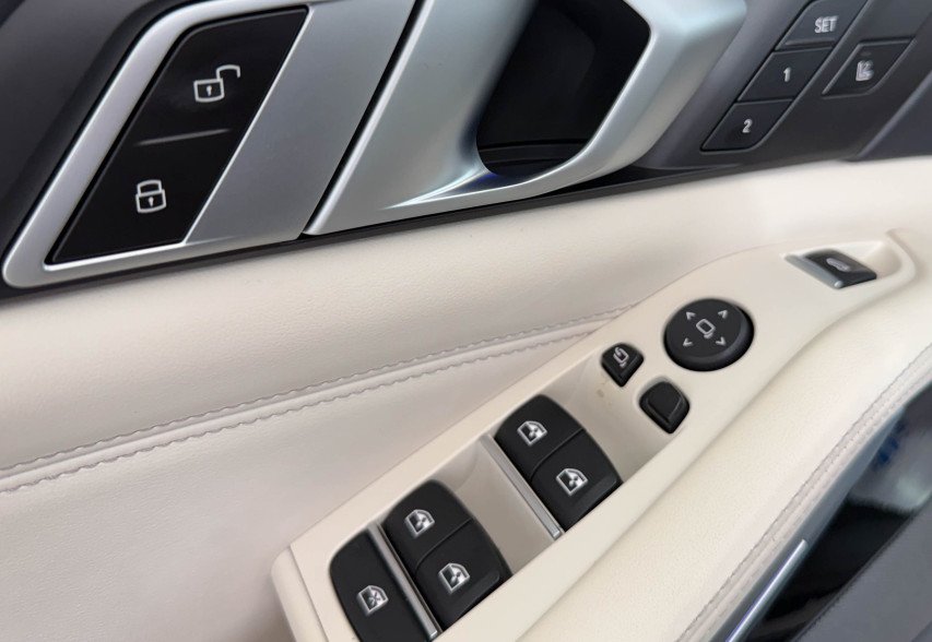 BMW X5 G05 30D 2019 чорний