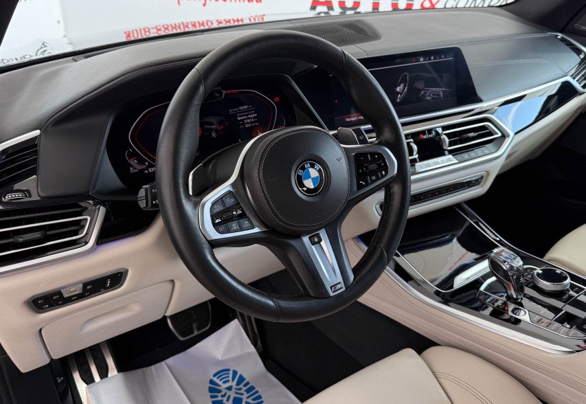 BMW X5 G05 30D 2019 чорний