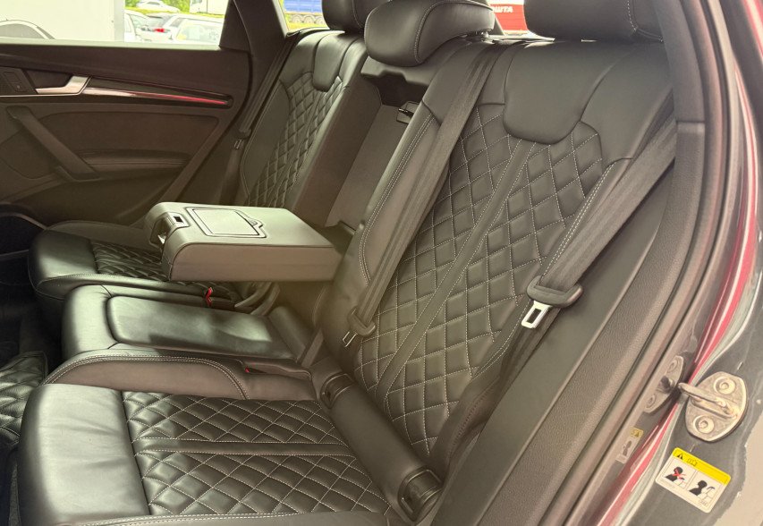Audi SQ5 2018 сірий