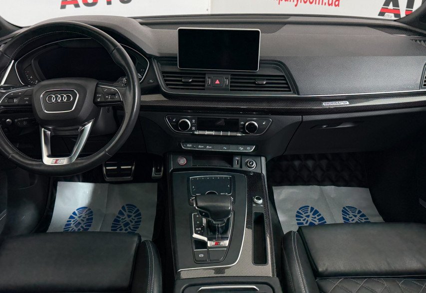Audi SQ5 2018 сірий