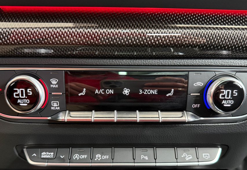 Audi SQ5 2018 сірий