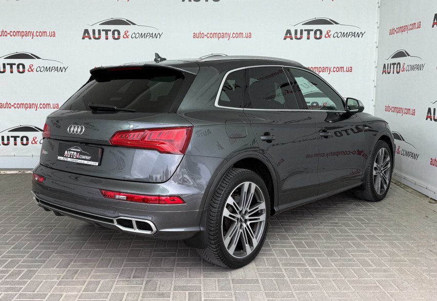 Audi SQ5 2018 сірий