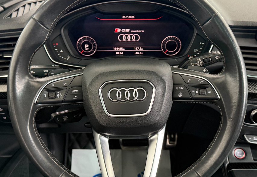 Audi SQ5 2018 сірий