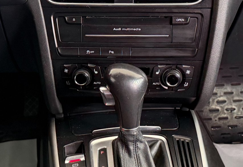 Audi A4  2010 Сірий