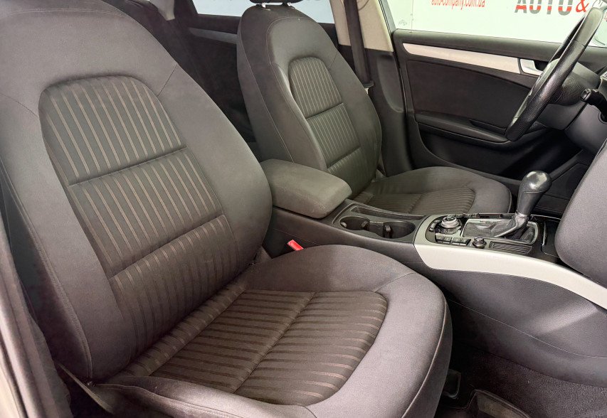 Audi A4  2010 Сірий