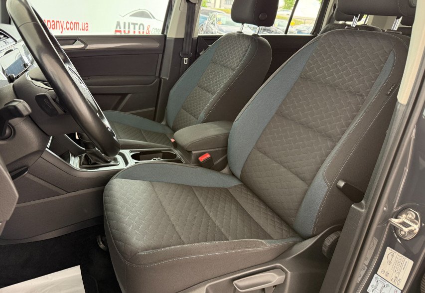 Volkswagen Touran 2020 Сірий