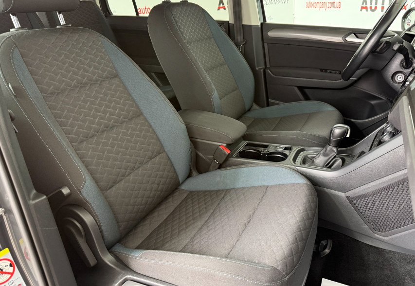 Volkswagen Touran 2020 Сірий