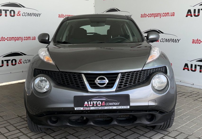 Nissan Juke 2011 Сірий