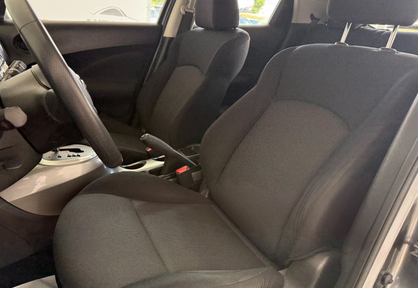 Nissan Juke 2011 Сірий