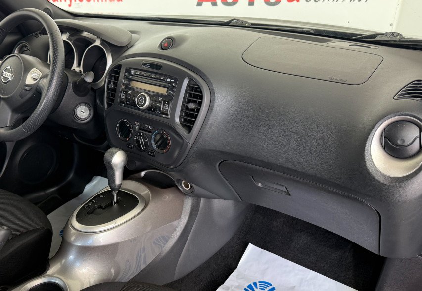 Nissan Juke 2011 Сірий