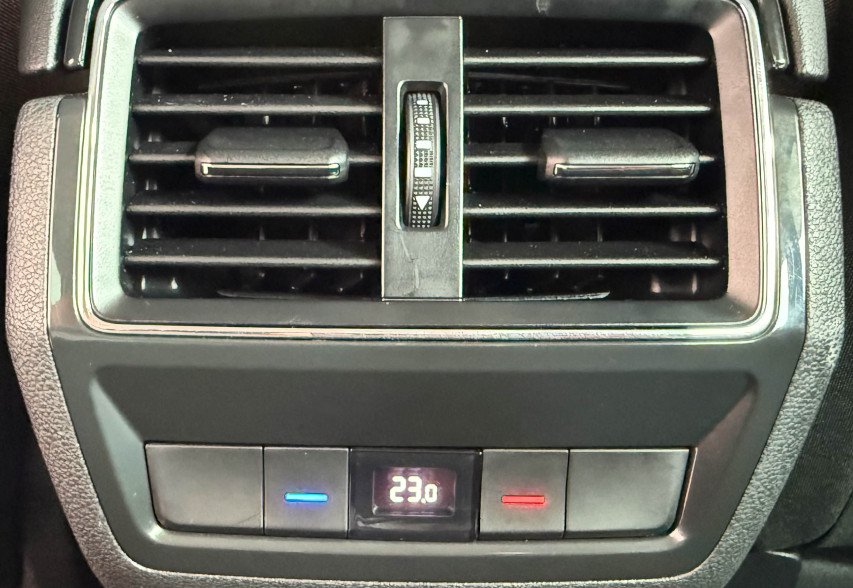 Skoda Karoq 2022 Синій
