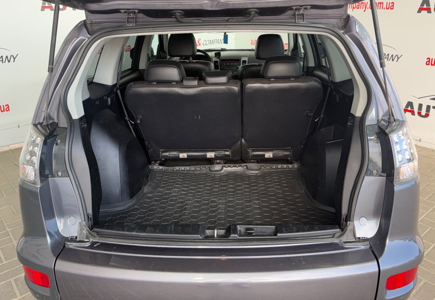 Mitsubishi Outlander 2012 Сірий