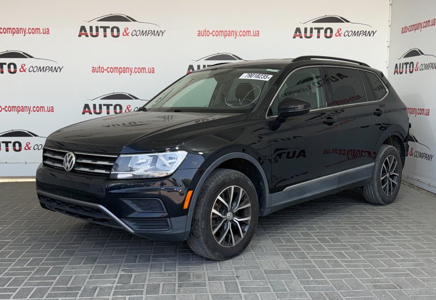 Volkswagen Tiguan 2020 чорний