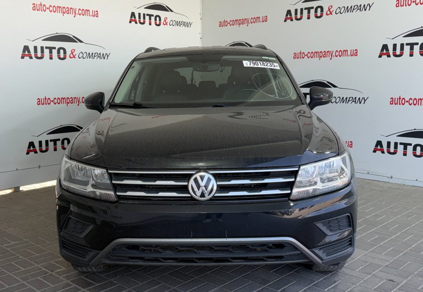 Volkswagen Tiguan 2020 чорний