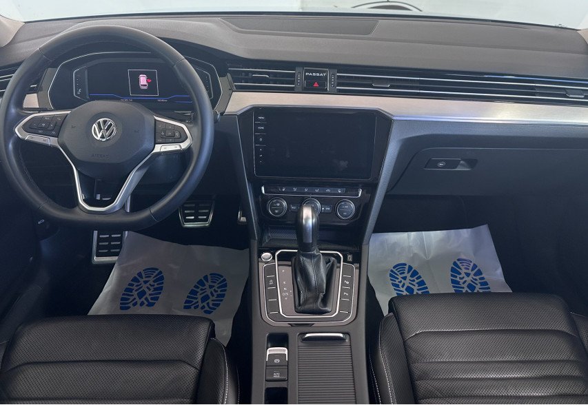 Volkswagen Passat B8 2019 Синій