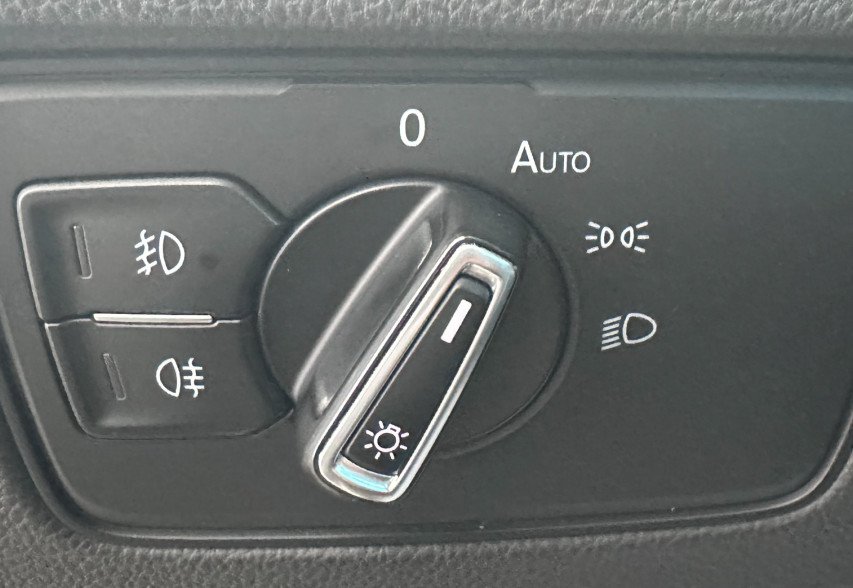 Volkswagen Passat B8 2019 Синій