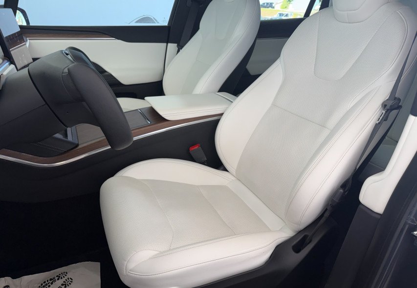 Tesla Model X 2022 Сірий