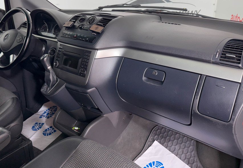 Mercedes-Benz  Viano 2013 Коричневий