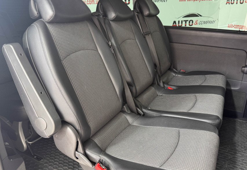 Mercedes-Benz  Viano 2013 Коричневий