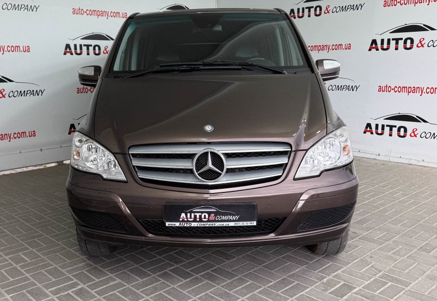 Mercedes-Benz  Viano 2013 Коричневий