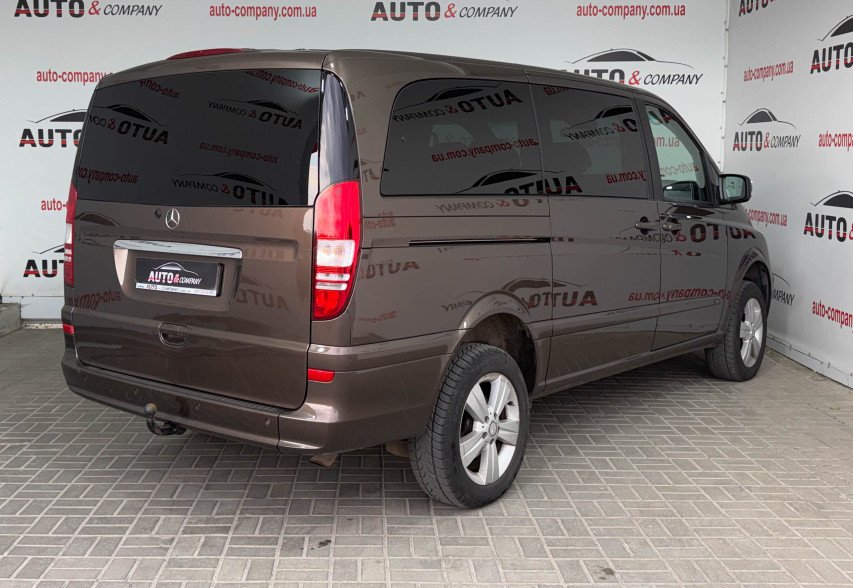 Mercedes-Benz  Viano 2013 Коричневий