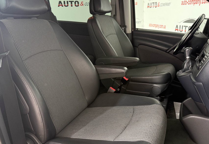 Mercedes-Benz  Viano 2013 Коричневий