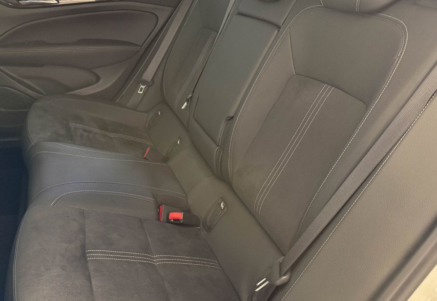 Opel Insignia 2019 Білий