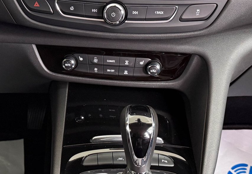 Opel Insignia 2019 Білий