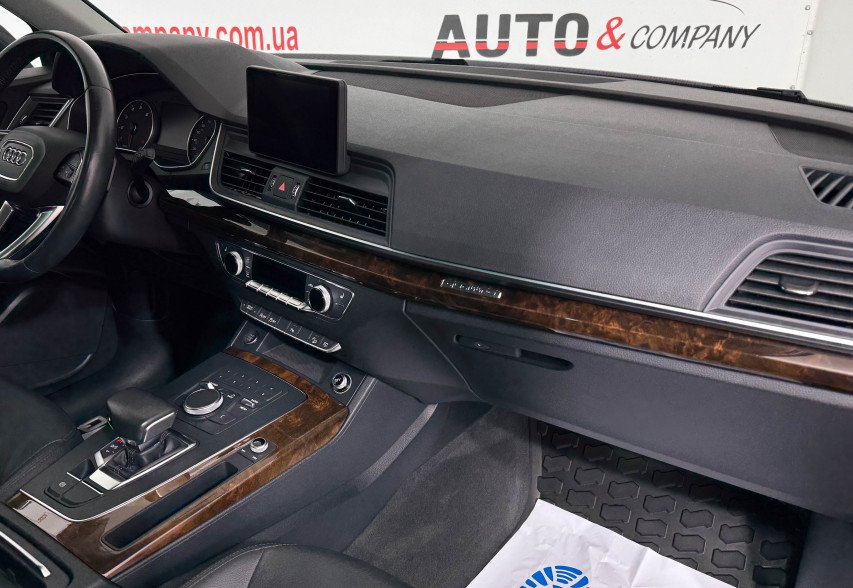 Audi Q5 2017 Сірий