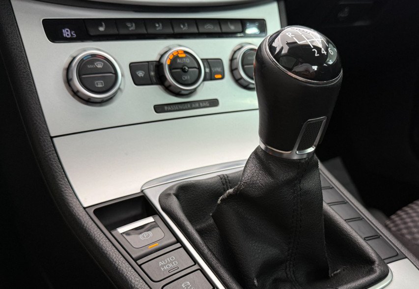 Volkswagen Passat B7 2013 Коричневий