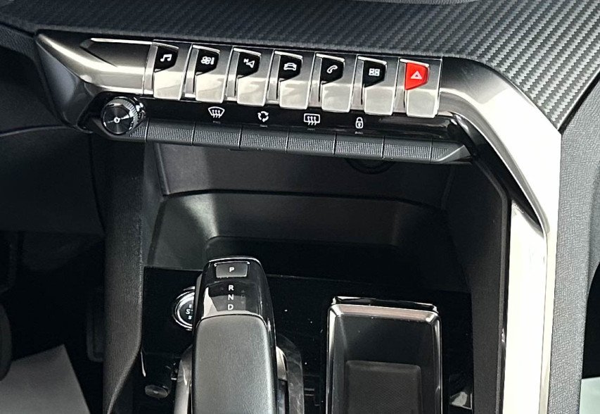 Peugeot 3008 2021 сірий