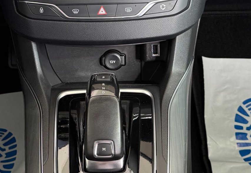 Peugeot 308 2021 Сірий