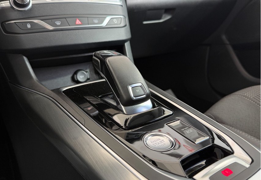 Peugeot 308 2021 Сірий