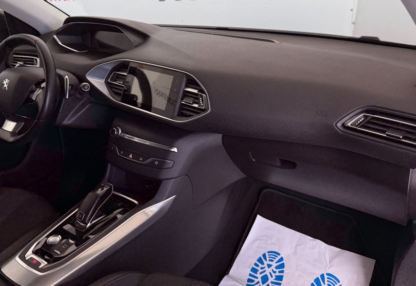 Peugeot 308 2021 Сірий