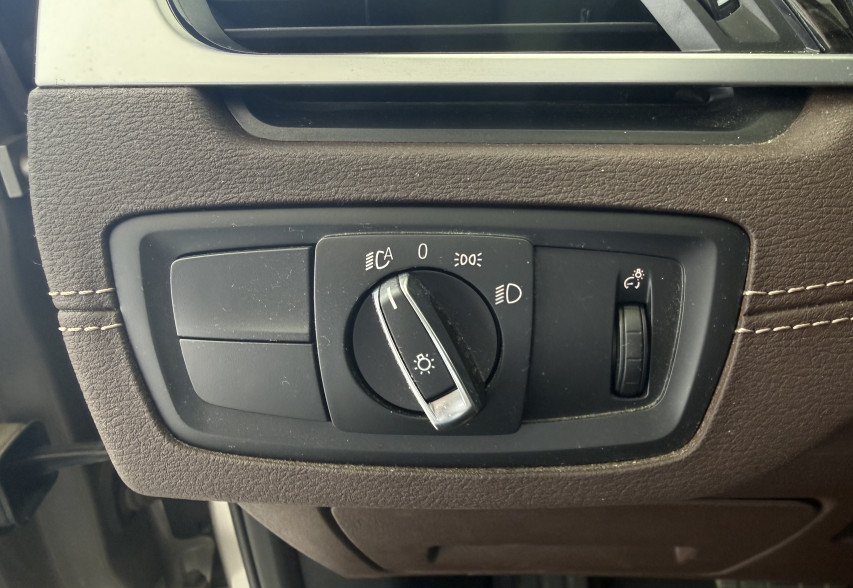 BMW X1 2021 Коричневий