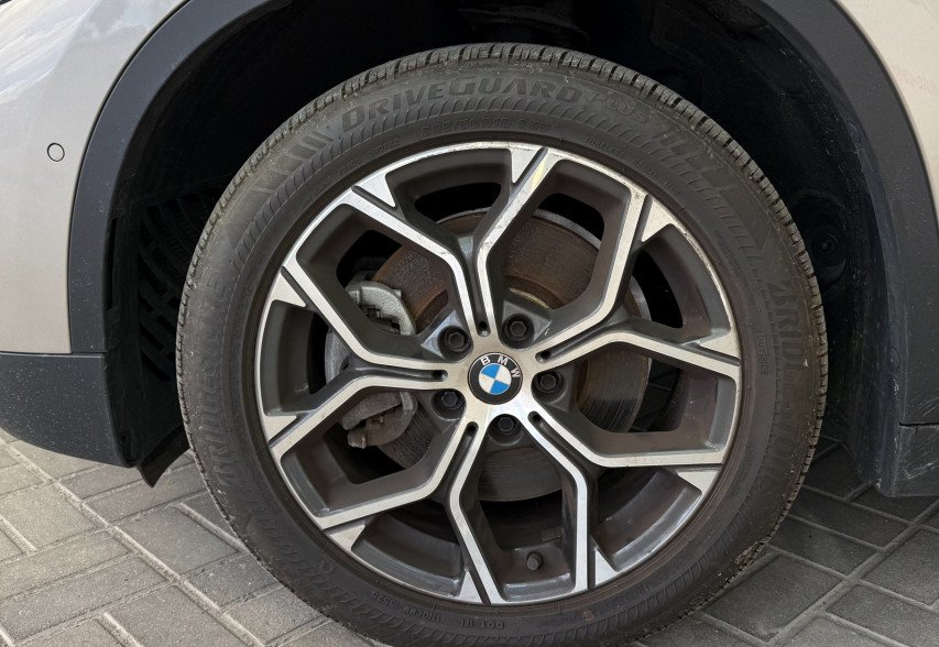 BMW X1 2021 Коричневий