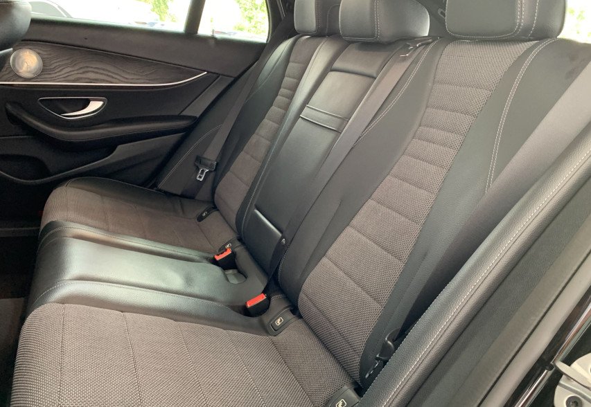 Mercedes-Benz E-Class 220d 2018 чорний
