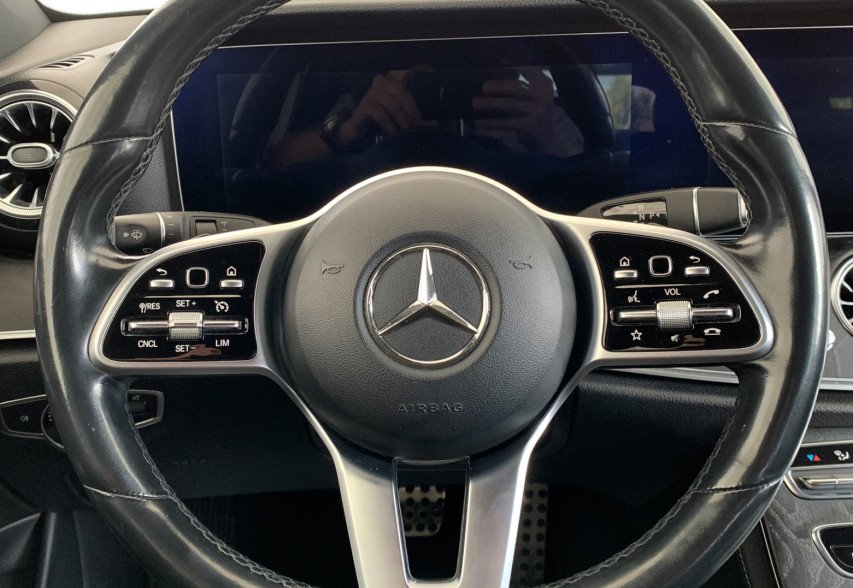 Mercedes-Benz E-Class 220d 2018 чорний