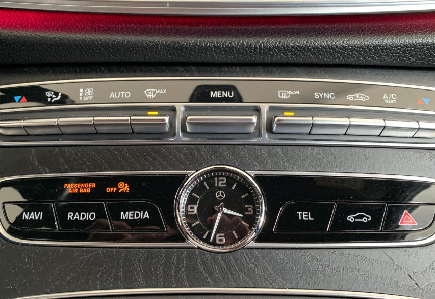 Mercedes-Benz E-Class 220d 2018 чорний