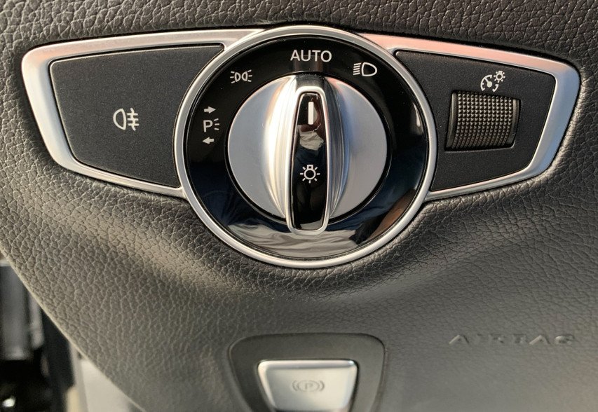 Mercedes-Benz E-Class 220d 2018 чорний