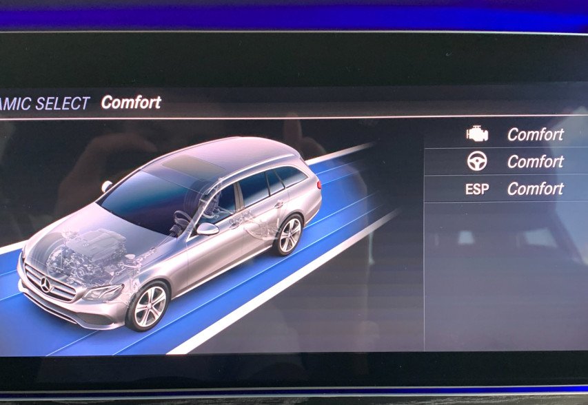 Mercedes-Benz E-Class 220d 2018 чорний