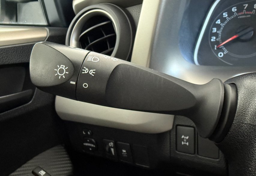 Toyota RAV4 2013 Білий