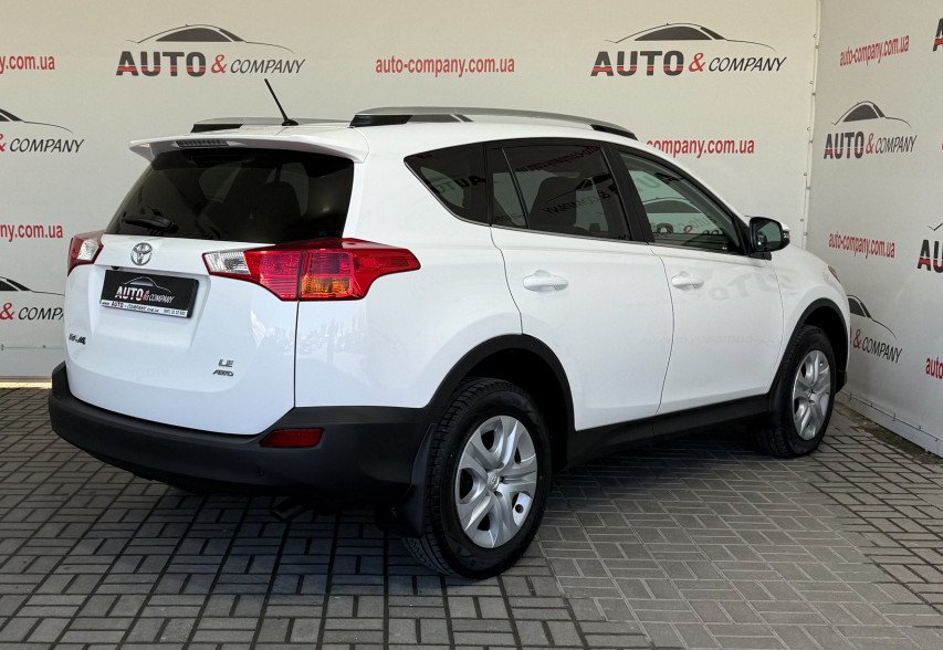 Toyota RAV4 2013 Білий