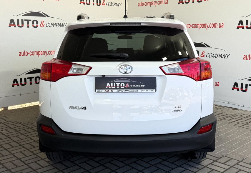 Toyota RAV4 2013 Білий