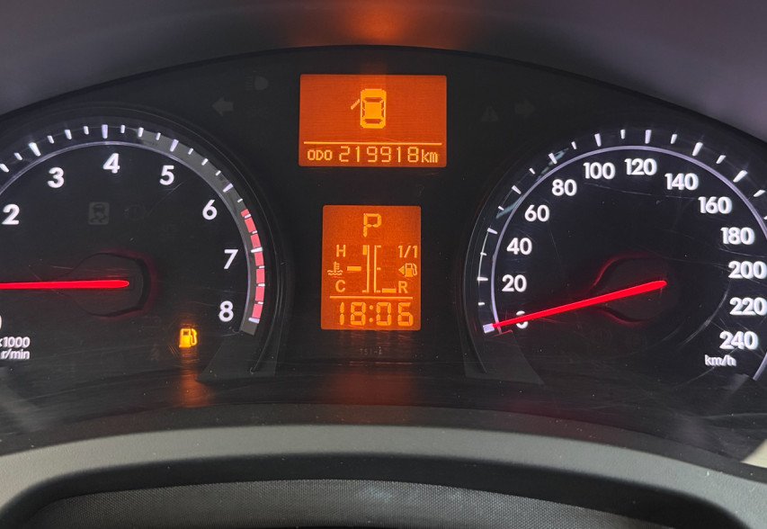 Toyota Avensis 2012 Сірий