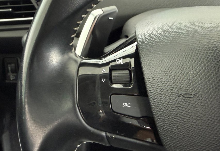 Peugeot 308 2018 Білий