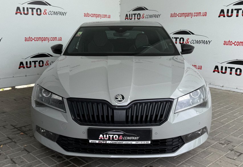 Skoda Superb  2018 сірий